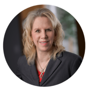 Cindy Larsen - Agent