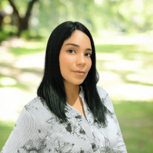 Omaira Alarcon - Customer Service Representative